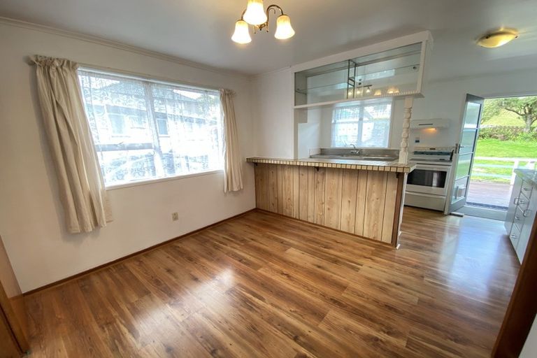 Photo of property in 71 Salamanca Road, Sunnynook, Auckland, 0620