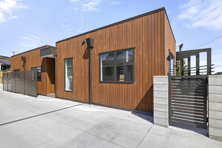 Photo of property in 53 Pohutukawa Place, Bell Block, New Plymouth, 4312