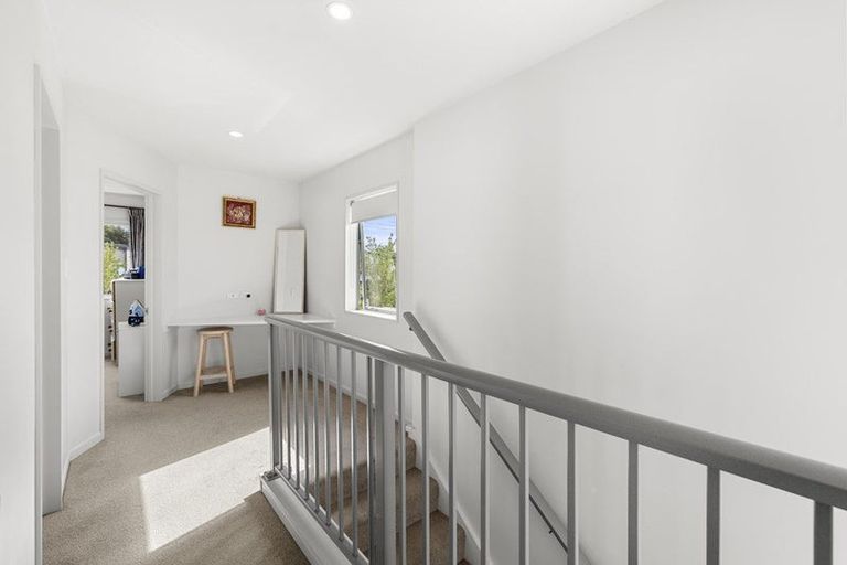 Photo of property in 11 Longueval Lane, Broomfield, Christchurch, 8042