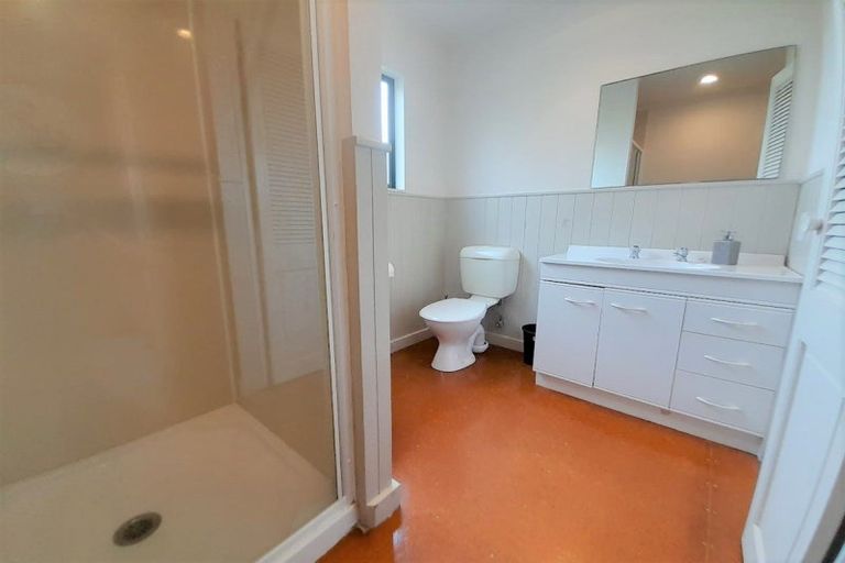 Photo of property in 106 Titoki Place, Matarangi, Whitianga, 3592