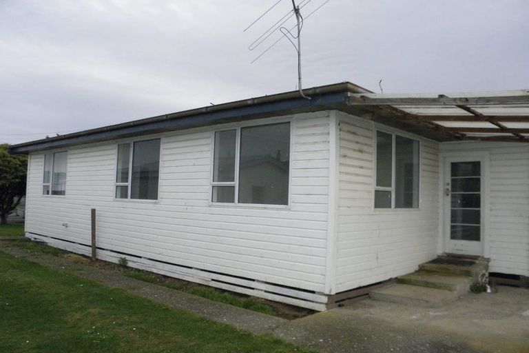 Photo of property in 6 Carlyle Street, Tuatapere, 9620