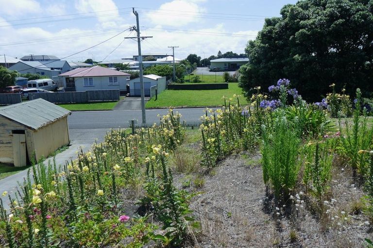 Photo of property in 23 Middlesex Street, Patea, 4520