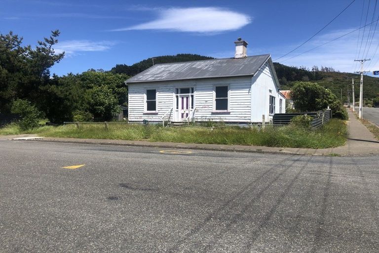 Photo of property in 36 Spencer Street, Bluff, 9814