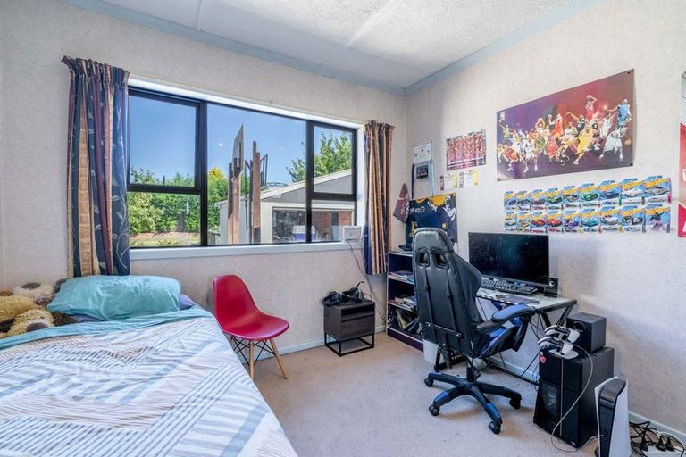 Photo of property in 19 Brown Street, Strathern, Invercargill, 9812