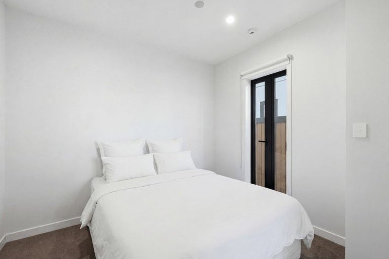 Photo of property in Frank Sargeson Apts, 104/74 Anzac Street, Takapuna, Auckland, 0622