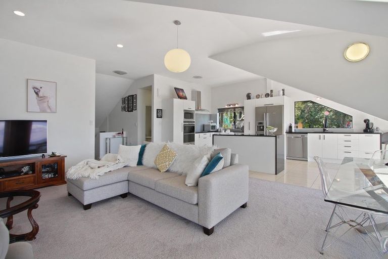 Photo of property in 26 Crispe Road, Clarks Beach, 2122