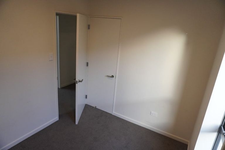 Photo of property in 6 Strone Close, Broomfield, Christchurch, 8042