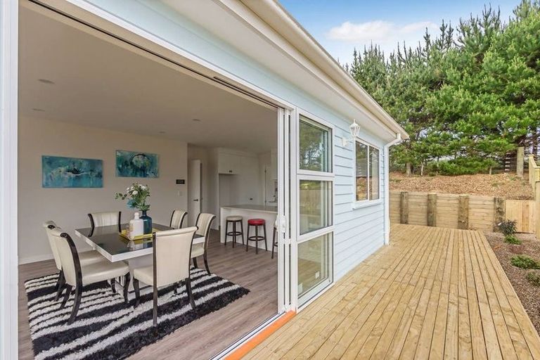 Photo of property in 48 Resolution Drive, Gulf Harbour, Whangaparaoa, 0930