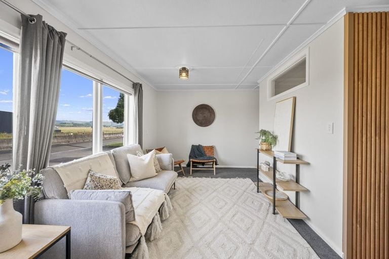 Photo of property in 35 Pukeko Place, Westshore, Napier, 4110