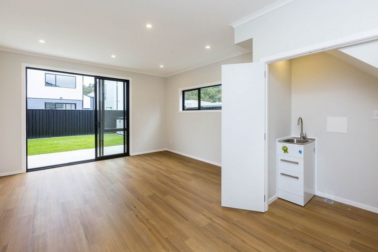 Photo of property in 5 Kindergarten Lane, Wallaceville, Upper Hutt, 5018