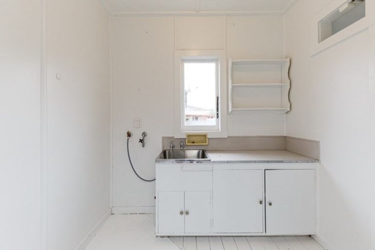 Photo of property in 30 Havill Street, Takaro, Palmerston North, 4410