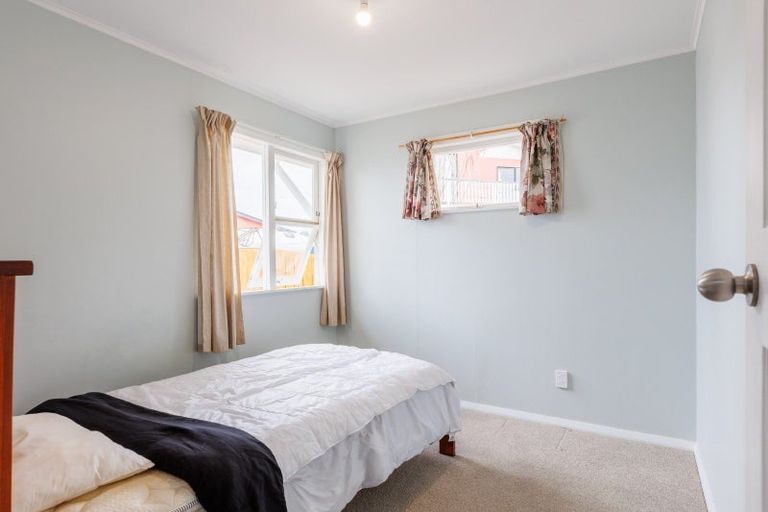 Photo of property in 27 Mangahao Road, Pahiatua, 4910