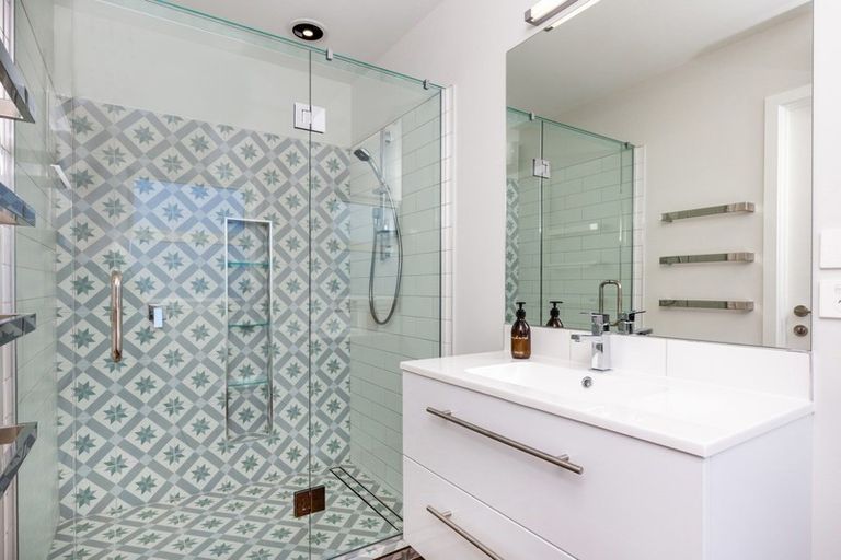 Photo of property in 38 Noumea Drive, Rangatira Park, Taupo, 3330