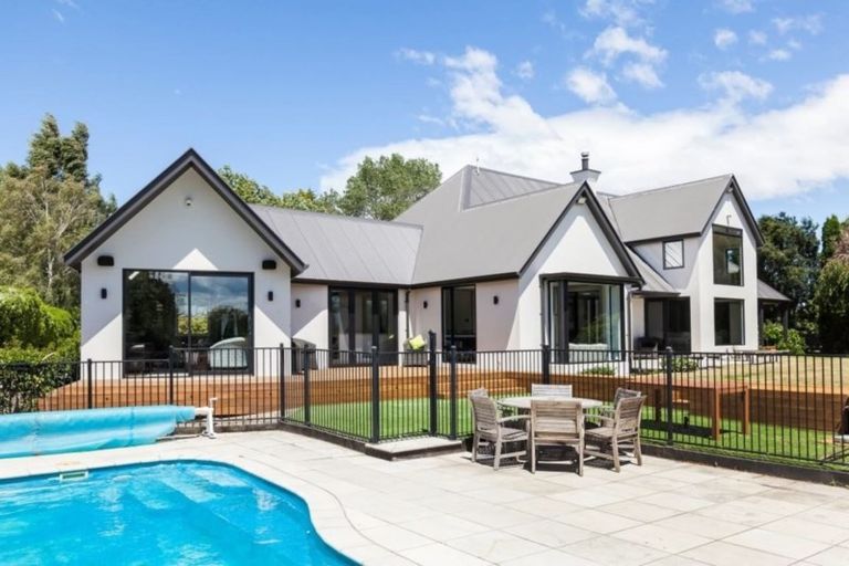 Photo of property in 360 Johns Road, Northwood, Christchurch, 8051