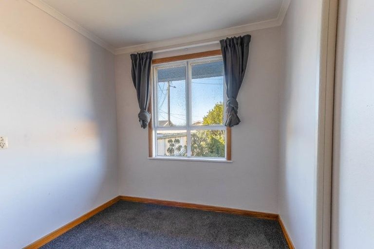 Photo of property in 5 Ngahina Street, Marton, 4710