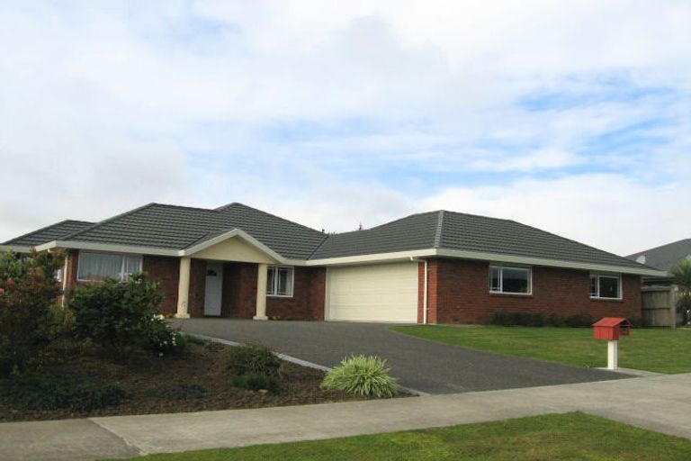 Photo of property in 46 Cashmere Drive, Fitzherbert, Palmerston North, 4410