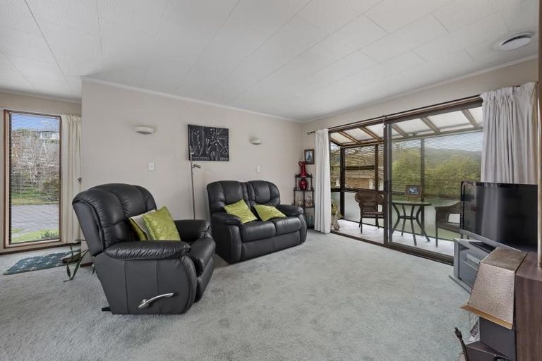 Photo of property in 7a Clinker Grove, Silverstream, Upper Hutt, 5019