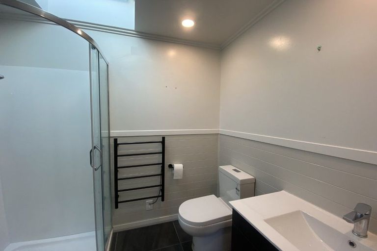 Photo of property in 11 Ranui Street, Waikawa, Picton, 7220