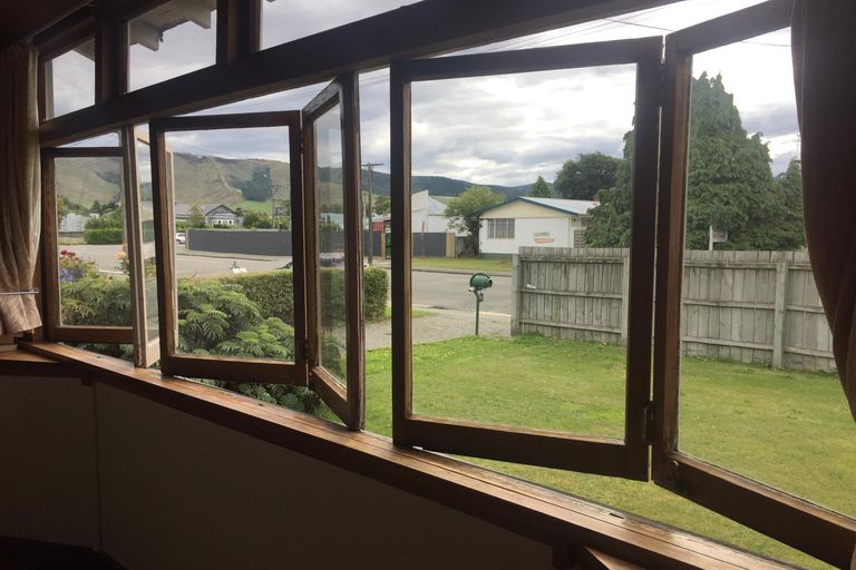 Photo of property in 91 Shearman Street, Waimate, 7924