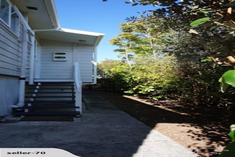 Photo of property in 34 Killarney Avenue, Torbay, Auckland, 0630