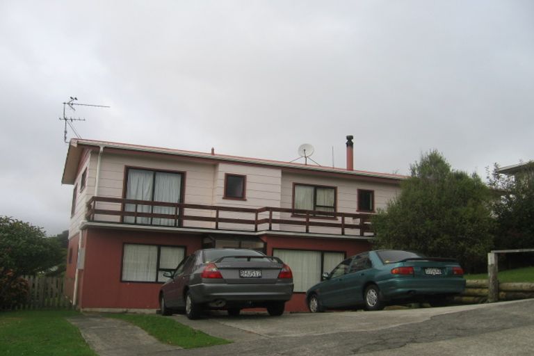 Photo of property in 218 Staithes Drive South, Whitby, Porirua, 5024