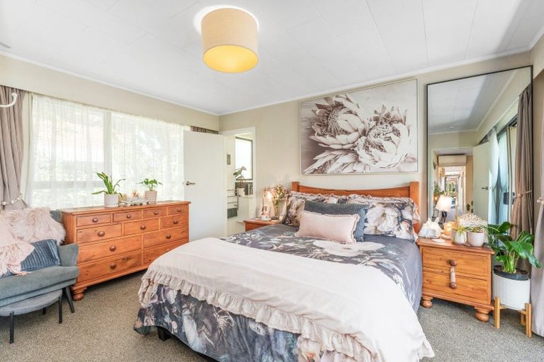 Photo of property in 2 Kent Place, Mosgiel, 9024