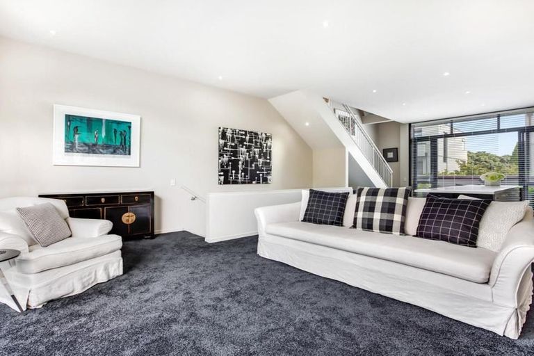 Photo of property in 12b Domain Drive, Parnell, Auckland, 1052