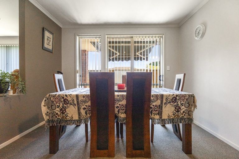 Photo of property in 99 Doncaster Drive, Papamoa Beach, Papamoa, 3118