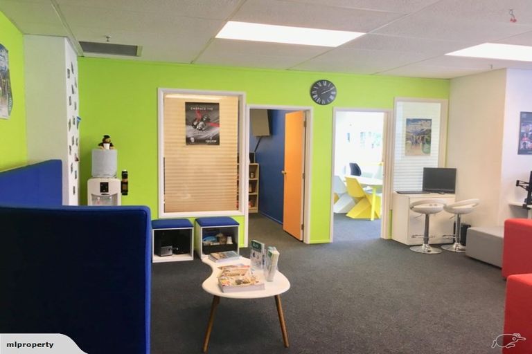 Photo of property in 300 Queen Sh25 Street, Thames, 3500