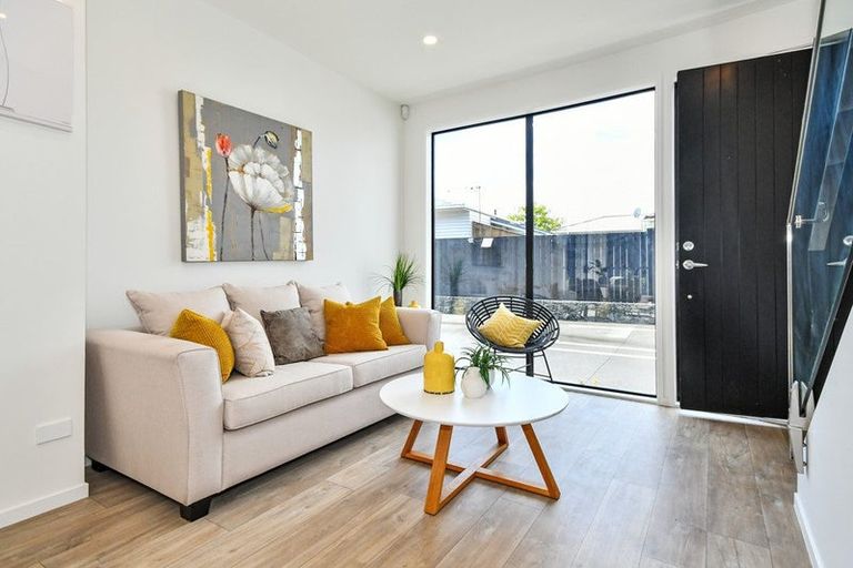 Photo of property in 9d Coates Road, Papatoetoe, Auckland, 2025