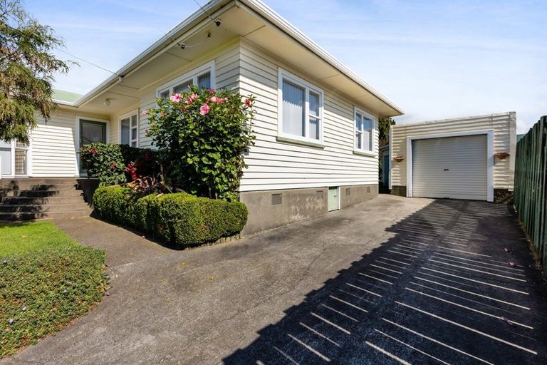 Photo of property in 3 Watene Crescent, Waitara, 4320