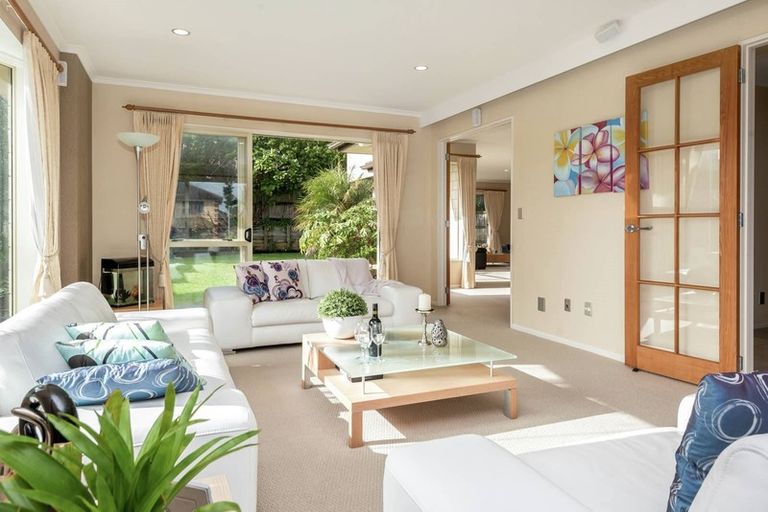 Photo of property in 100 Middlefield Drive, Flat Bush, Auckland, 2016