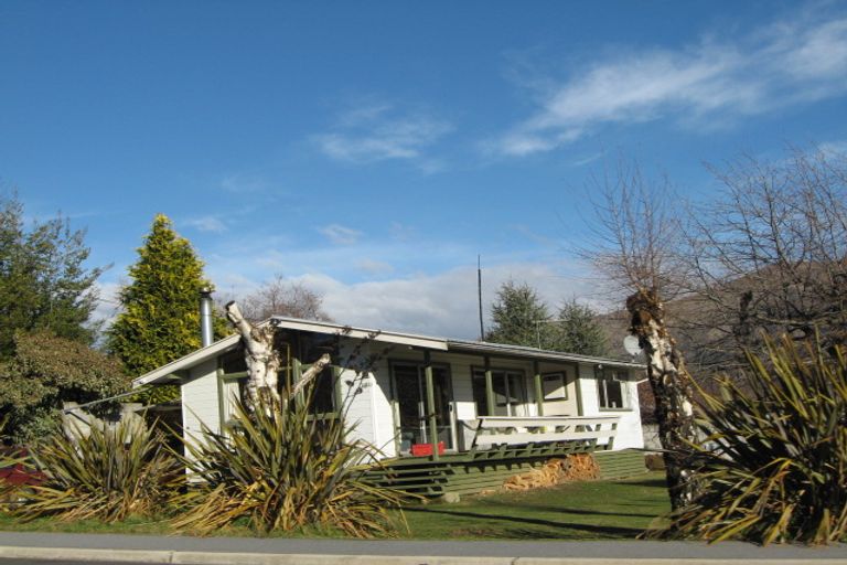 Photo of property in 162 Plantation Road, Wanaka, 9305