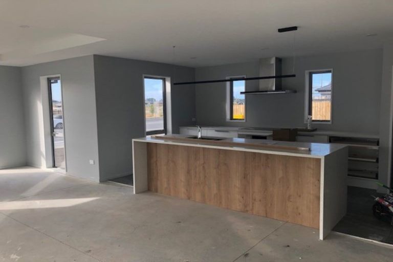 Photo of property in 99 Prestons Park Drive, Marshland, Christchurch, 8083