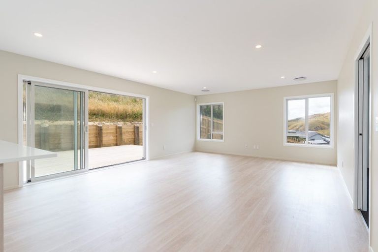 Photo of property in 7 Swinton Place, Churton Park, Wellington, 6037