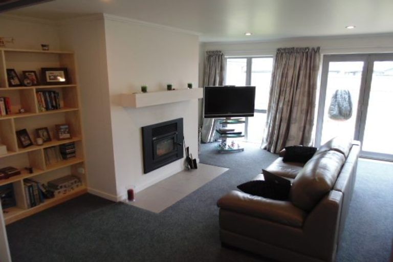 Photo of property in 32 Stanford Way, Rolleston, 7615