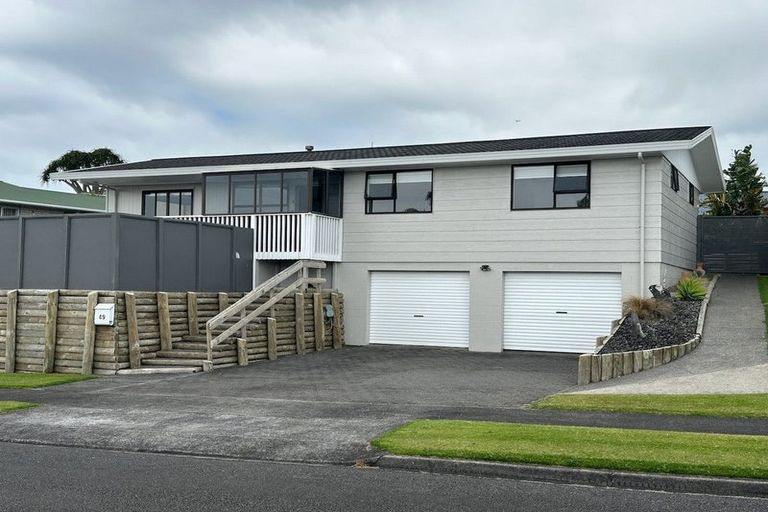 Photo of property in 49 Glamis Avenue, Bell Block, New Plymouth, 4312