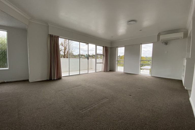 Photo of property in 2/110 Sartors Avenue, Browns Bay, Auckland, 0630