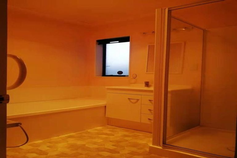 Photo of property in 6a Hoyte Place, Pukehangi, Rotorua, 3015