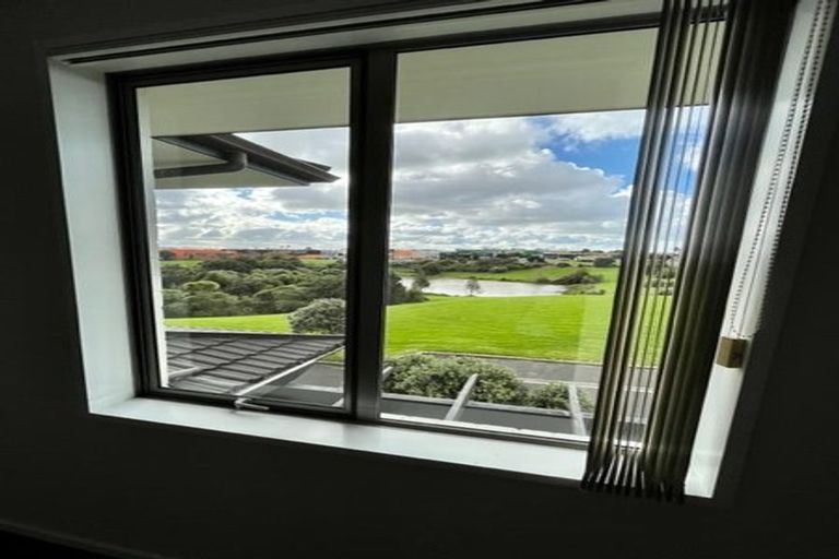 Photo of property in 1/17 Waihi Way, East Tamaki, Auckland, 2013