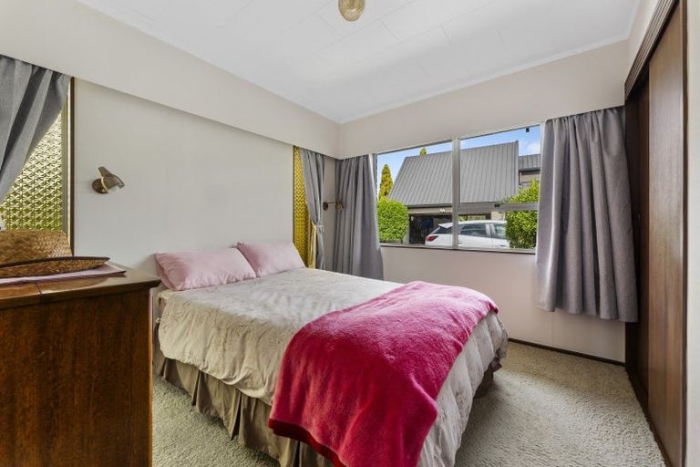 Photo of property in 44 Kentucky Way, Awapuni, Palmerston North, 4412