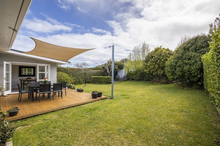 Photo of property in 9 Trafalgar Street, Westown, New Plymouth, 4310