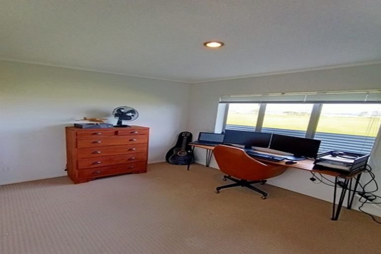 Photo of property in 42a Simpson Road, Papamoa Beach, Papamoa, 3118