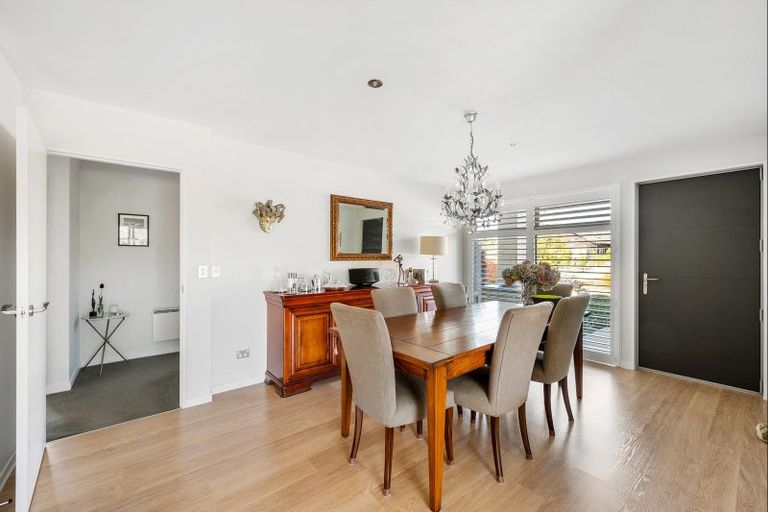 Photo of property in 4 Sunnyside Lane, Wanaka, 9305