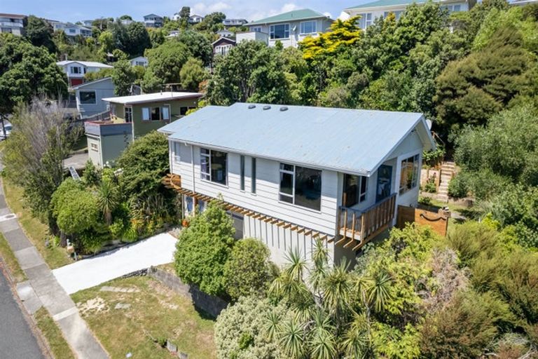 Photo of property in 5 Brora Crescent, Papakowhai, Porirua, 5024