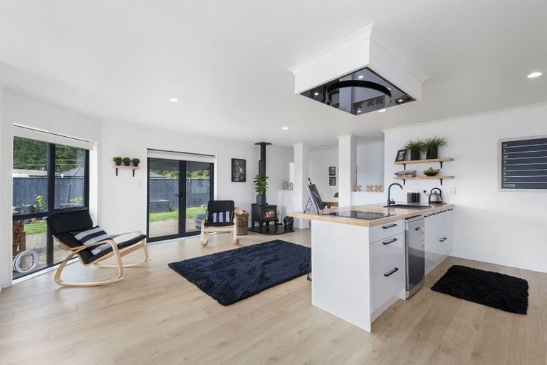 Photo of property in 17 Marshall Close, Motuoapa, Turangi, 3382