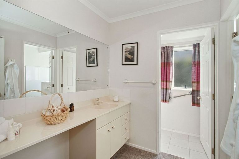 Photo of property in 46 Torkar Road, Clarks Beach, 2122