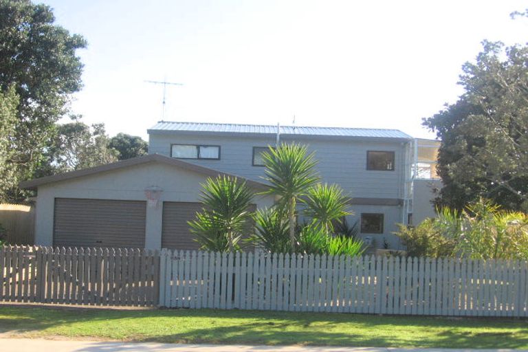 Photo of property in 238 Kenwood Drive, Matarangi, Whitianga, 3592