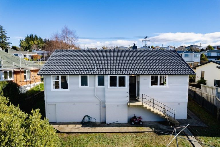 Photo of property in 11 Mcdonald Street, Brockville, Dunedin, 9011