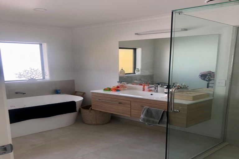 Photo of property in 50 Pukemarino Road, Waimauku, 0812